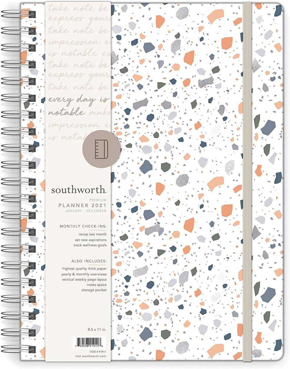 Southworth 2021 Yearly Planner. Image via Amazon.