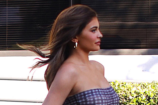 Sofia Vergara Gets Wild in a Cheetah Print Bodysuit, Walmart Skinny Jeans &  6-Inch Platforms