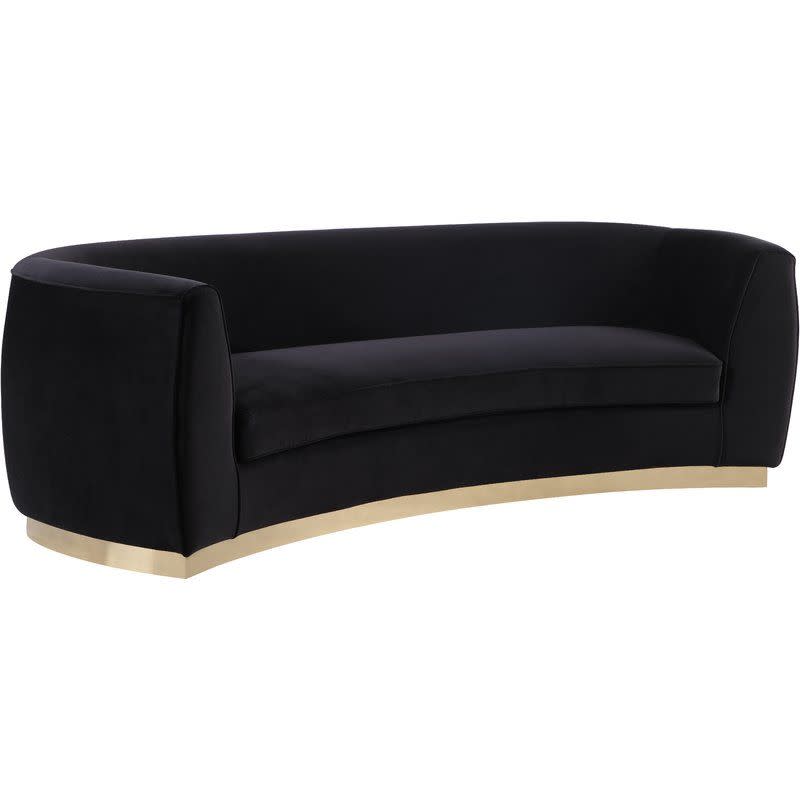 8) Antonsen Chesterfield Sofa