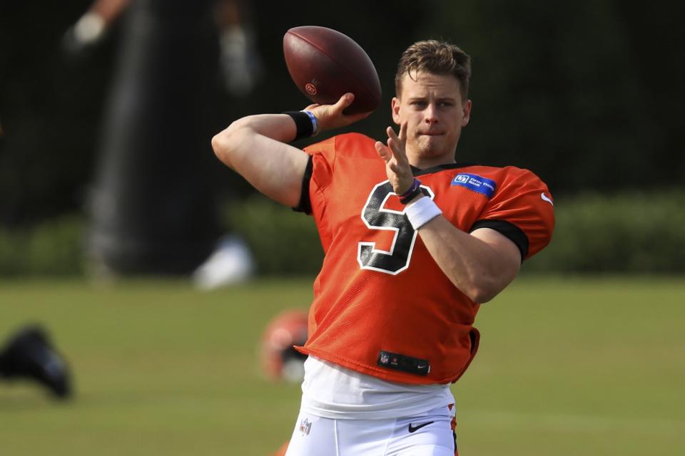 Cincinnati Bengals rookie quarterback Joe Burrow throws in practice.