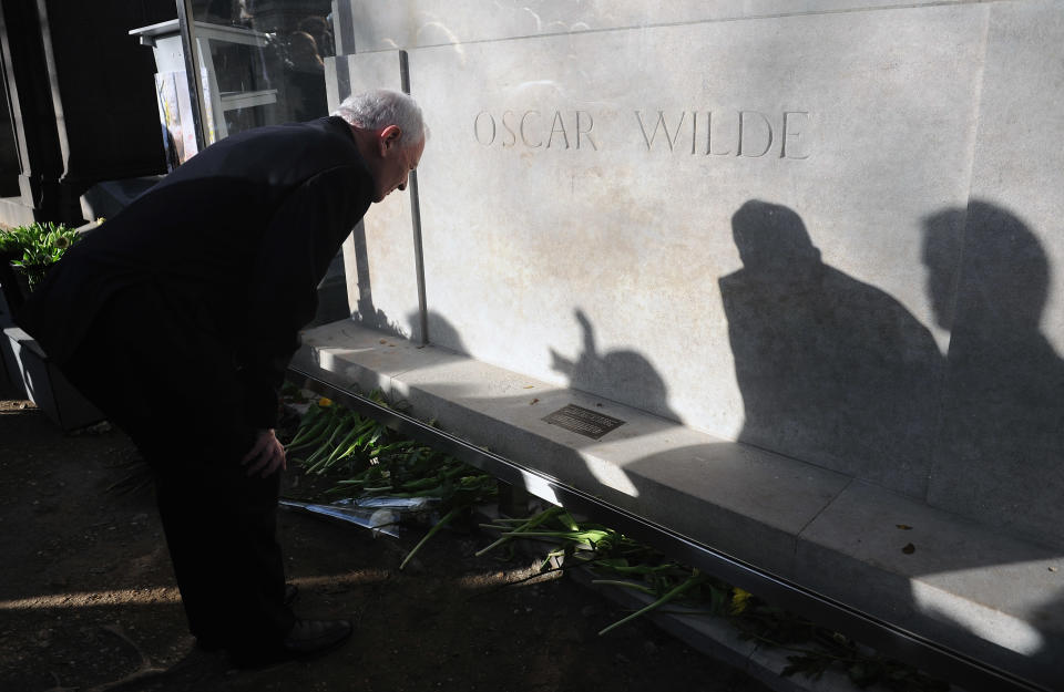 Oscar Wilde's 111th Death Anniversary - Unveiling of  The Newly Renovated Tombstone