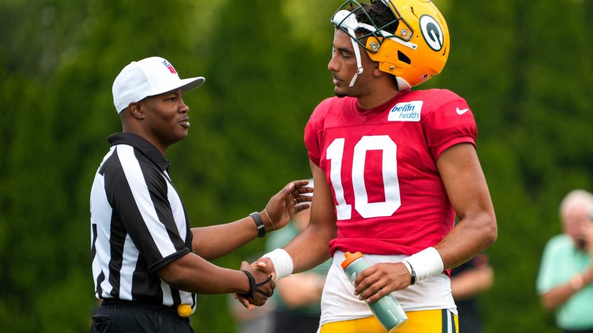 De'Vondre Campbell, Packers locker room has QB Jordan Love's back, Pro  Football Talk