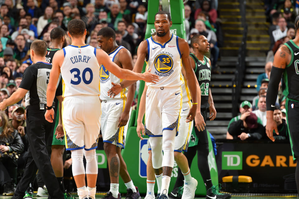 The Golden State Warriors held on in the final minutes on Saturday night to beat the Boston Celtics at TD Garden. (Jesse D. Garrabrant/Getty Images)