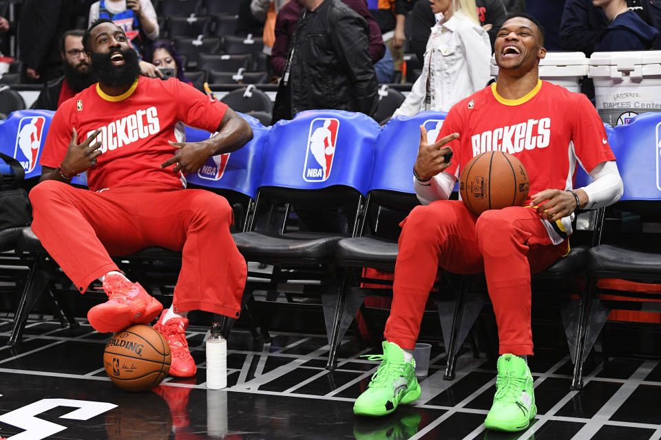 James Harden（圖左）渴望在NBA新賽季再和Russell Westbrook當隊友。（Photo by Brian Rothmuller/Icon Sportswire via Getty Images）