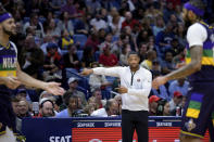 New Orleans Pelicans head coach Willie Green directs his players in the first half of an NBA basketball game against the Atlanta Hawks in New Orleans, Tuesday, Feb. 7, 2023. (AP Photo/Matthew Hinton)