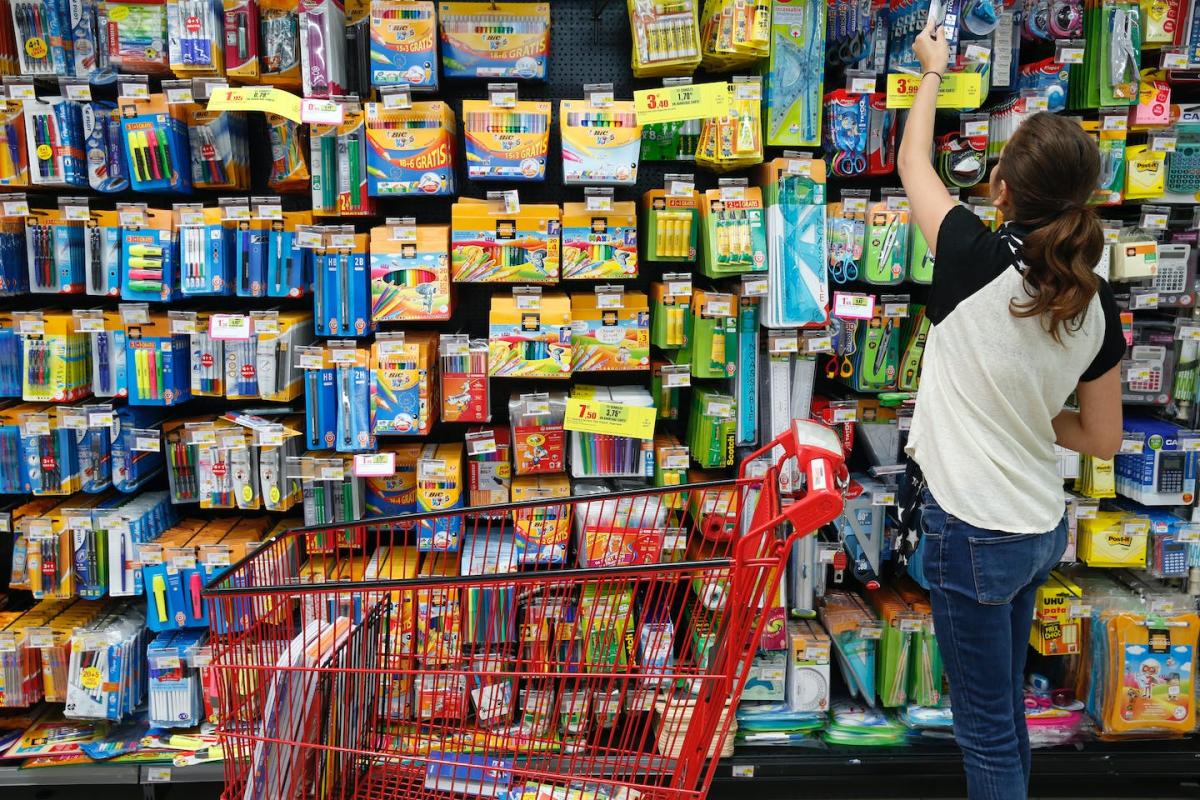 Fournitures scolaires : sortez vos calculettes, les prix sont à la hausse