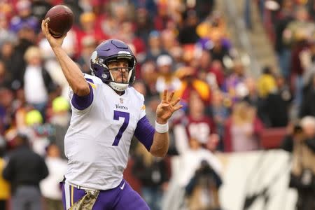 Nov 12, 2017; Landover, MD, USA; Minnesota Vikings quarterback Case Keenum (7) passes the ball against the Washington Redskins in the third quarter at FedEx Field. The Vikings won 38-30. Geoff Burke-USA TODAY Sports