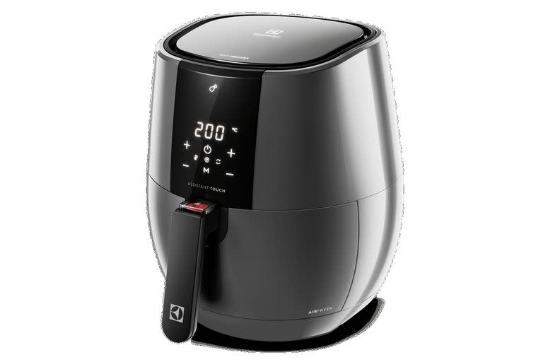 Freidora sin aceite. ¿A tu mamá le gusta cocinar y comer sano? Una alternativa, entonces, es regalarle la AirFryer Electrolux Experience EAF20. Esta freidora eléctrica tiene panel digital AssistantTouch con 9 recetas preprogramadas. Precio: 39.999 pesos