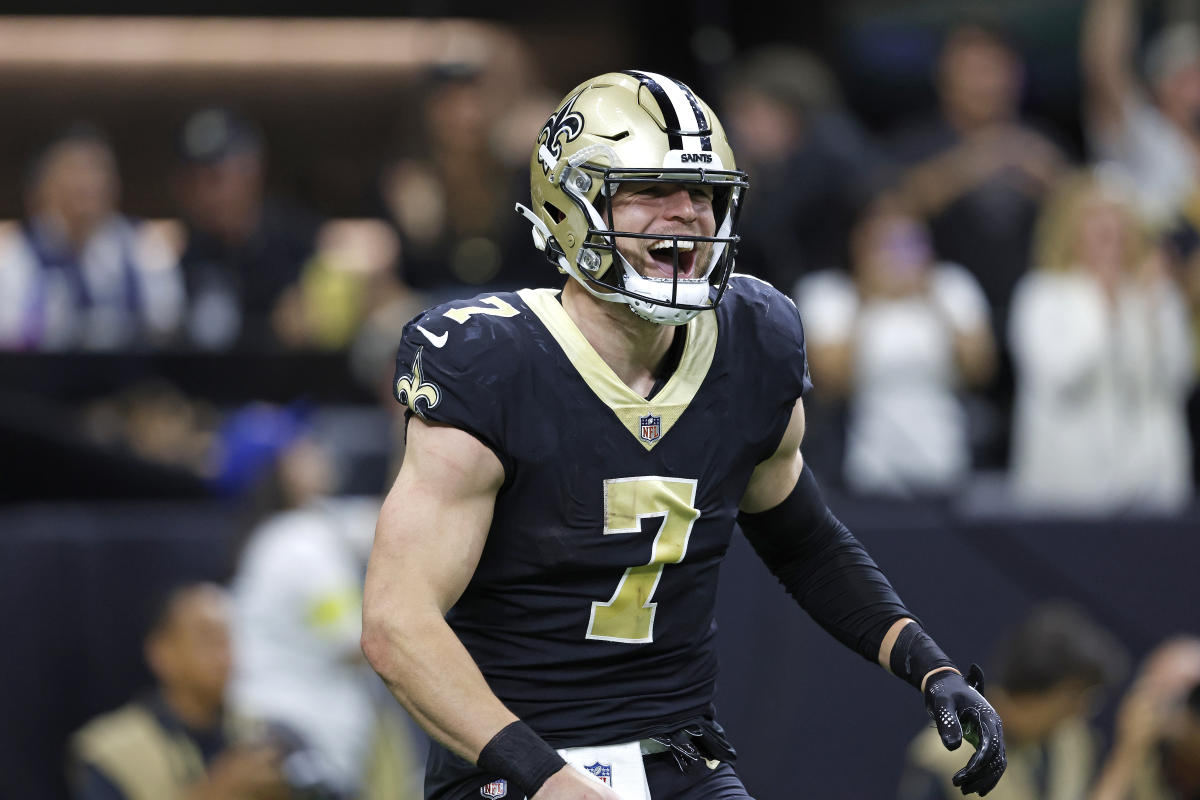 Time to stop ignoring Taysom Hill in fantasy football: See top Week 6  waiver wire targets