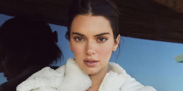 Kendall Jenner's Teddy Jacket Is Perfect for Fall — And You Can Buy It Now