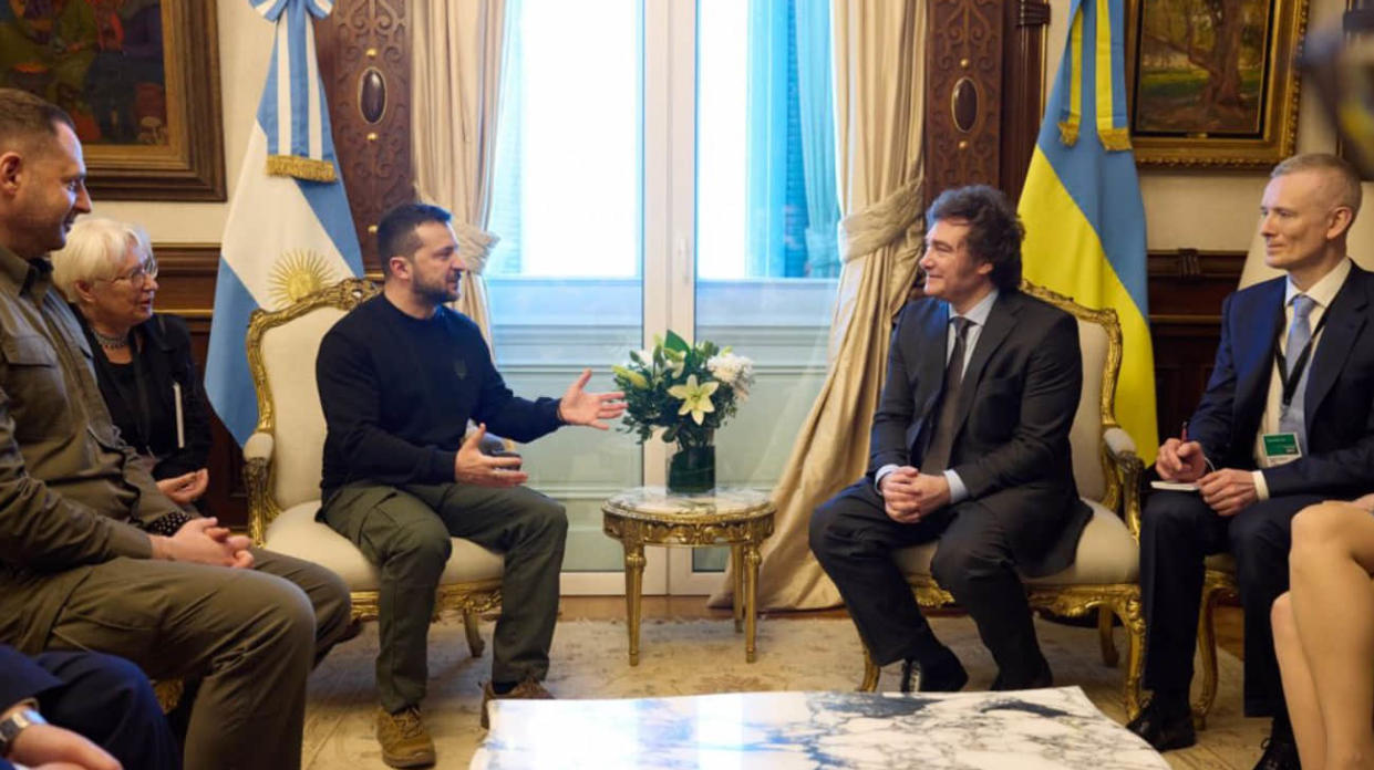 Zelenskyy and the president of Argentina. Photo: Office of the President of Ukraine