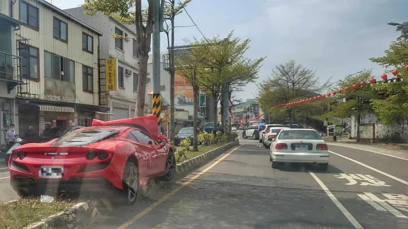 &#x008eca;&#x00982d;&#x0056b4;&#x0091cd;&#x006bc0;&#x00640d;&#x003002;&#x00ff08;&#x005716;&#x00ff0f;&#x007ffb;&#x00651d;&#x0081ea;&#x007206;&#x005ee2;&#x00516c;&#x00793e;&#x00ff09;