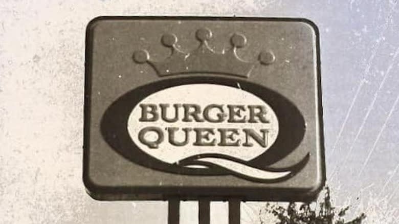 burger queen sign black and white