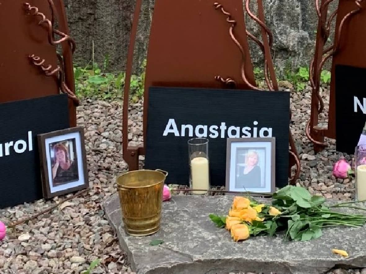 A monument in Petawawa, Ont., marks the deaths of Carol Culleton, Anastasia Kuzyk and Nathalie Warmerdam. All three women were murdered in Ontario's Renfrew County on the same September 2015 day by a man with a known history of gender-based violence.  (Pamela Cross/Twitter - image credit)