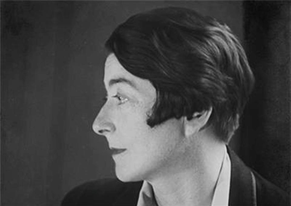 Photo of Eileen Gray