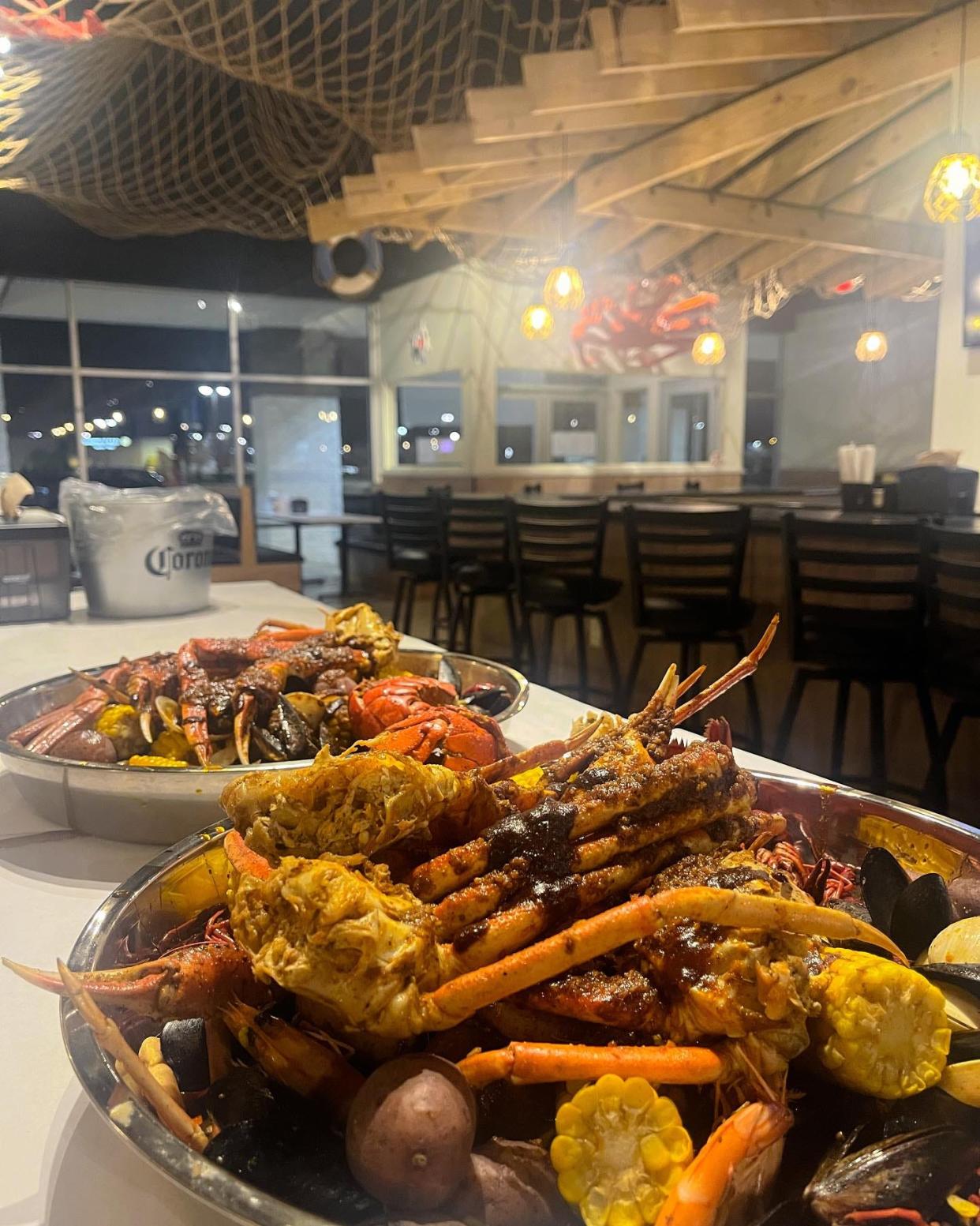 Seafood Shake, which has restaurants in Cleveland Heights and Strongsville, has expanded to central Ohio with a new location near Easton Town Center.