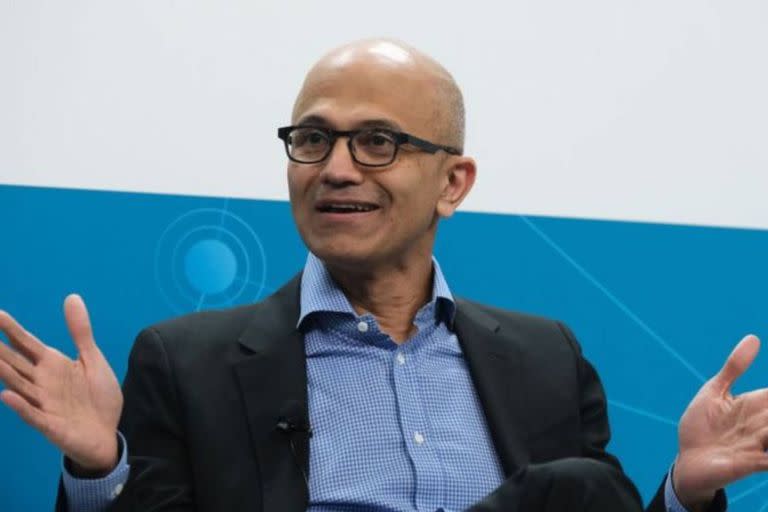 Satya Nadella la vio clarísima y en 2019 apostó por OpenAI