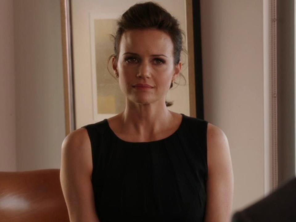 Carla Gugino on season two, episode seven of "New Girl."