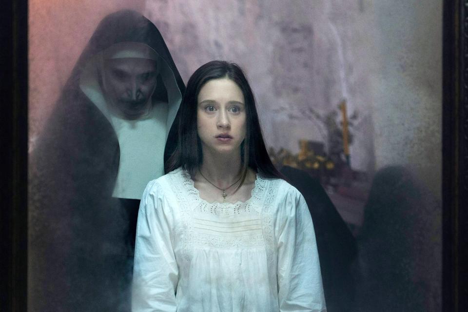 THE NUN, l-r: Bonnie Aarons, Taissa Farmiga, 2018.