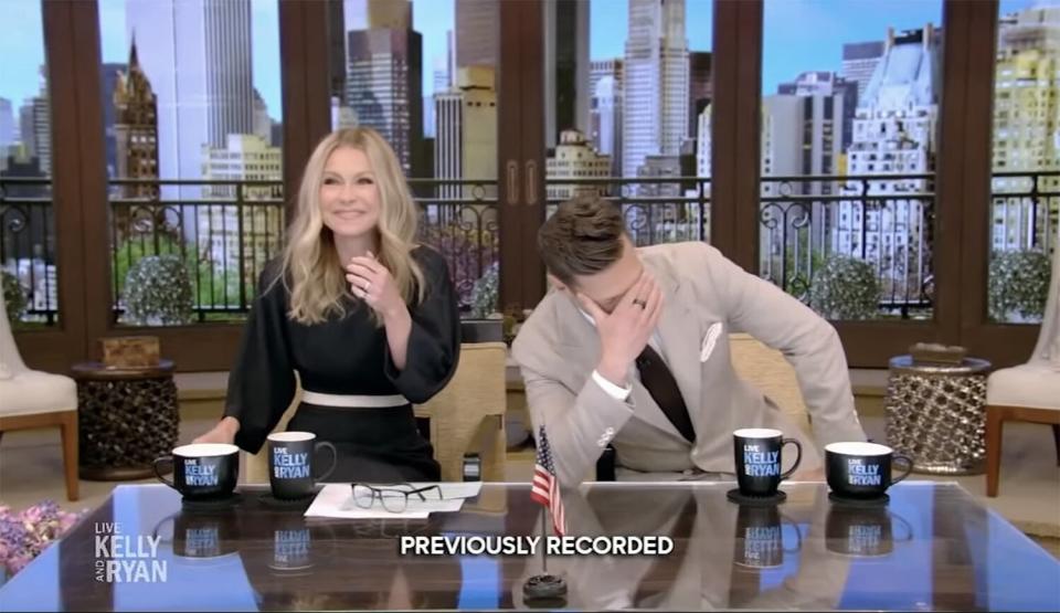 Live with Kelly and Ryan -  KELLY RIPA, RYAN SEACREST