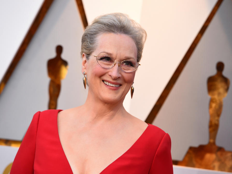 In einer roten Robe erschien Meryl Streep zu den 90. Academy Awards. (Bild-Copyright: Jordan Strauss/Invision/AP)