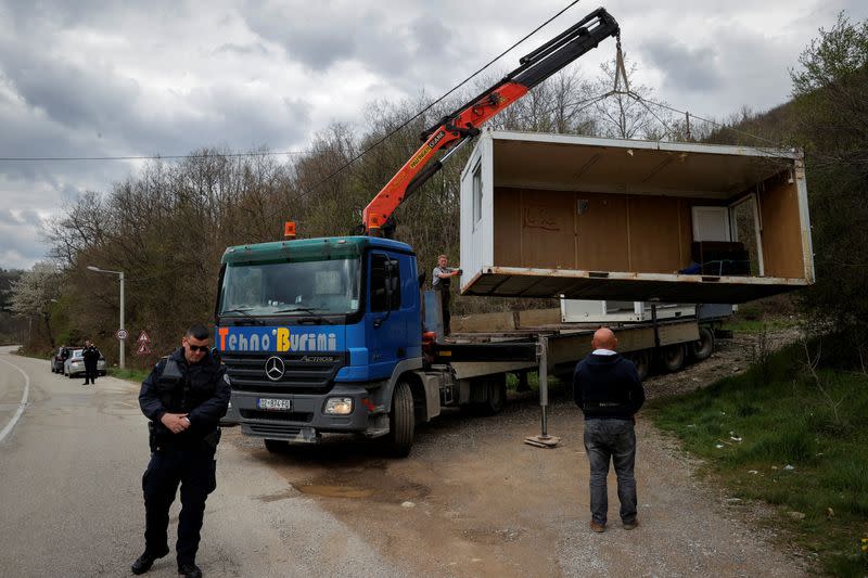 Kosovo government puts voting containers in Serb majority area