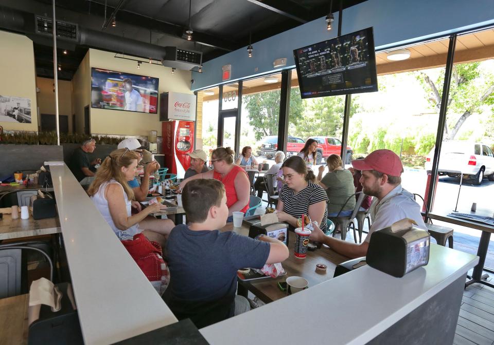 Customers eat at the newly opened Fatburger/Buffalo Express in Thousand Oaks. It is the only Fatburger/Buffalo Express in Ventura County. It is located Whole Foods Market Center on Moorpark Road.

Fatburger Buffalo Express 04