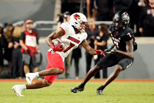 Louisville Football Schedule 2023: Game Predictions, Scores - College  Football News