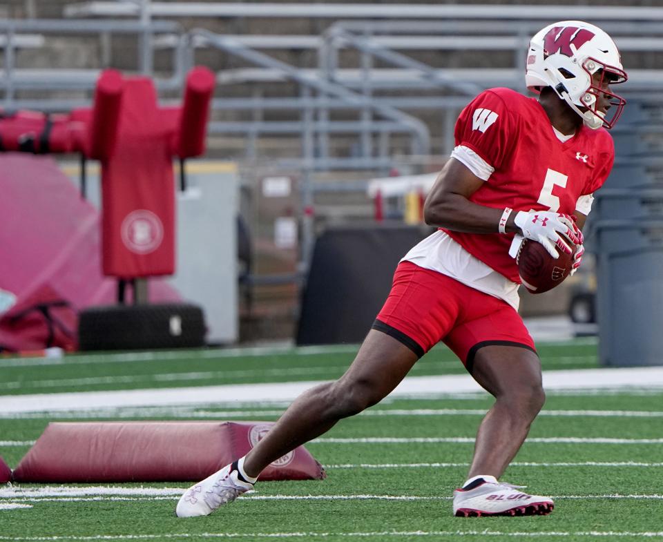 Wisconsin wide receiver Quincy Burroughs made a couple of impressive plays Saturday as he tries to work his way onto the No. 1 offense.