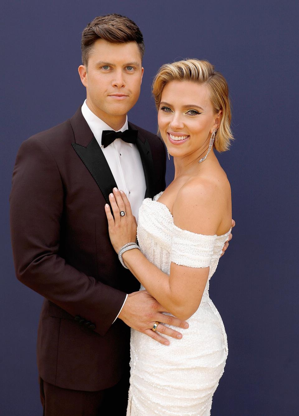 Colin Jost and actor Scarlett Johansson arrive to the 70th Annual Primetime Emmy Awards