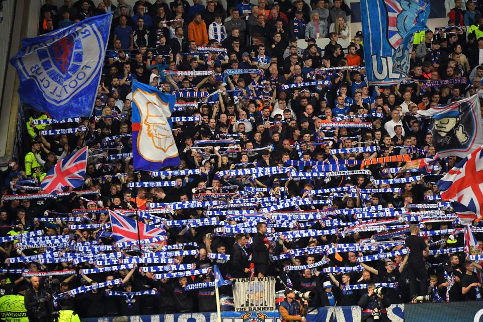 Fans del Rangers en un partido de su equipo en el Ibrox Stadium. (Foto: Andy Buchanan / AFP / Getty Images).