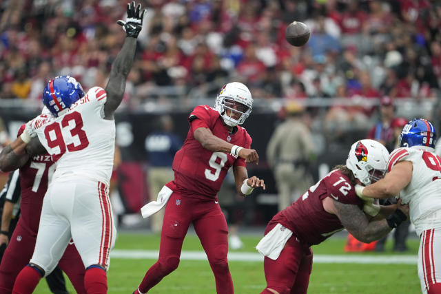 Cardinals allow big rally by Giants, blow chance for first win with coach  Gannon, QB Dobbs - The San Diego Union-Tribune