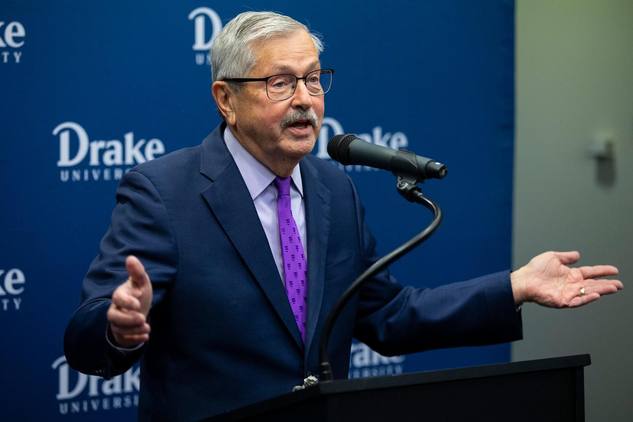 Terry Branstad, former U.S. ambassador to China and governor of Iowa, speaks at a news conference announcing his new position as ambassador-in-residence at Drake University's law school.