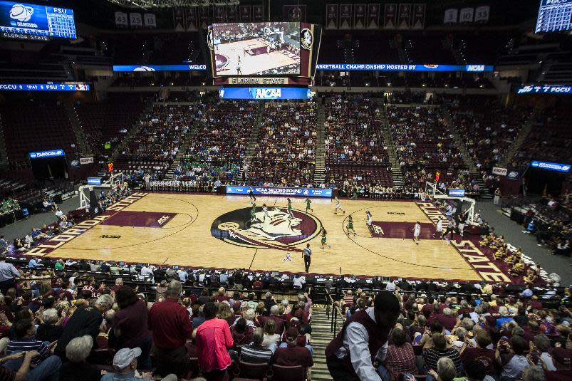 Florida State plays against Florida Gulf Coast during the first half of a women&#39;s college basketball game in the second round of the NCAA tournament in Tallahassee, Fla., Saturday March 23, 2015. (AP Photo/Mark Wallheiser)