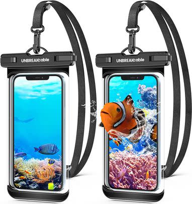 This waterproof phone case allows you to take cool shots whilst in the water