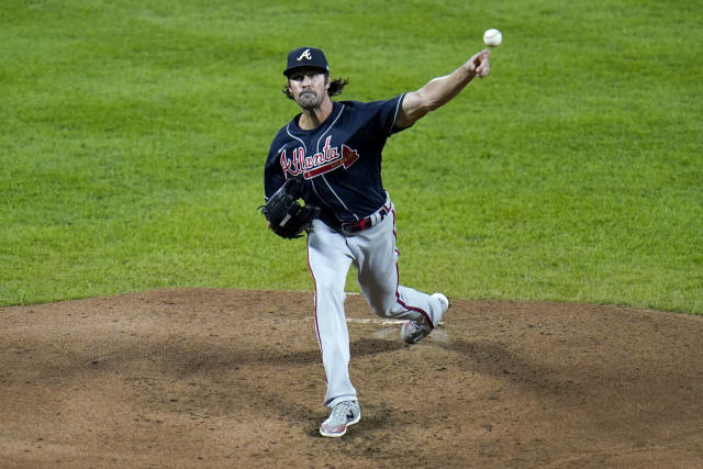 Starter Cole Hamels chooses Braves after Giants check in; Madison