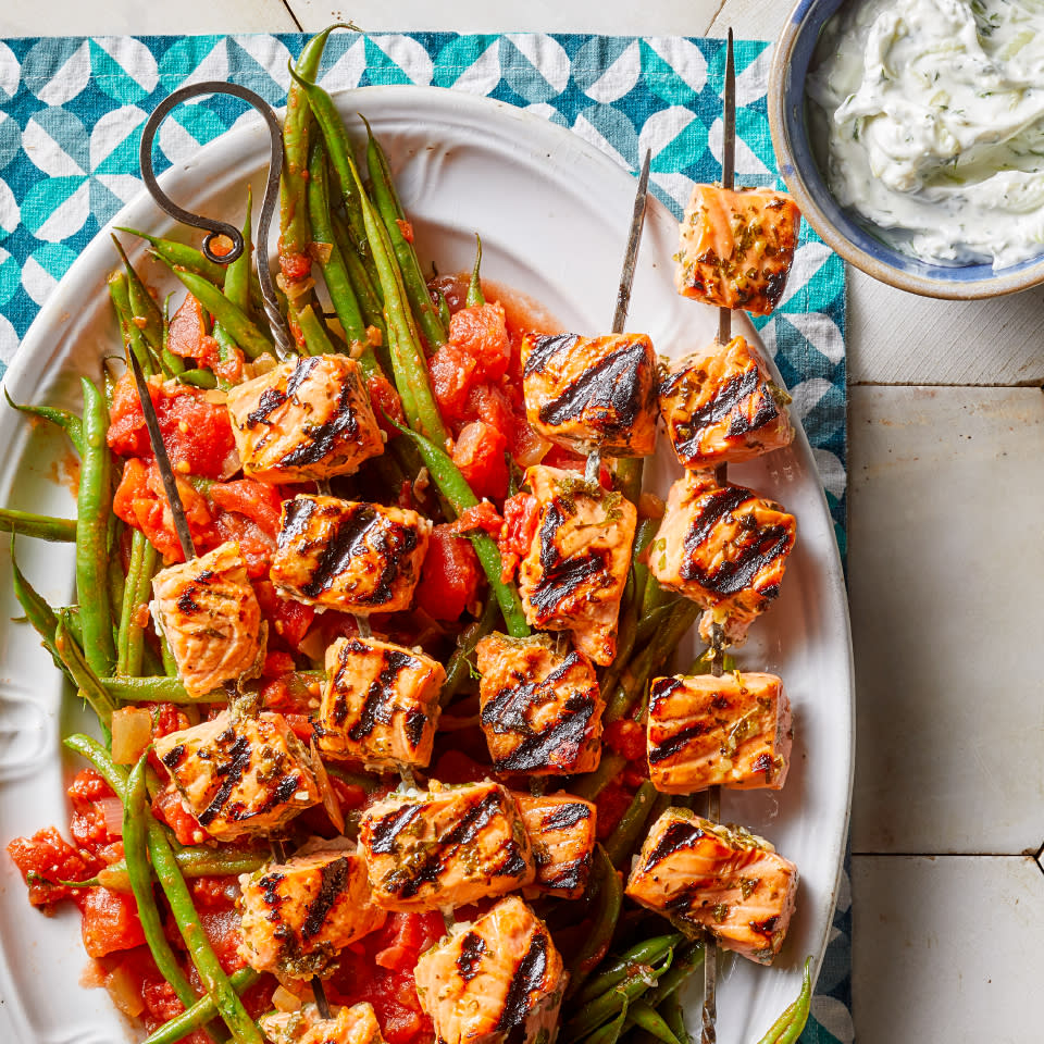 Salmon Souvlaki with Tzatziki & Green Beans