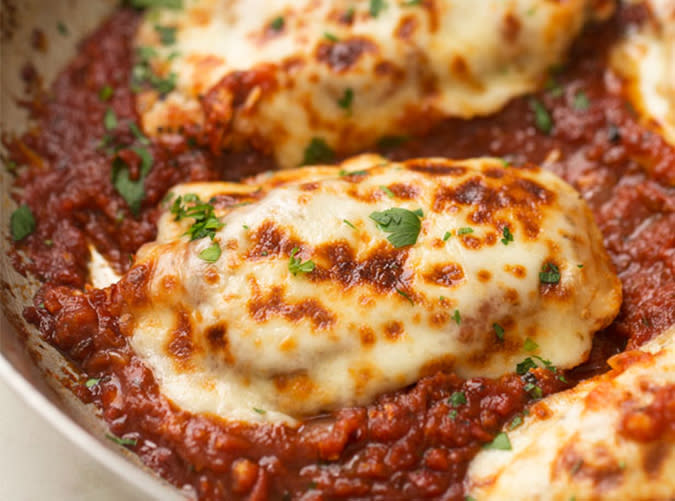 Mozzarella Chicken in Homemade Tomato Sauce