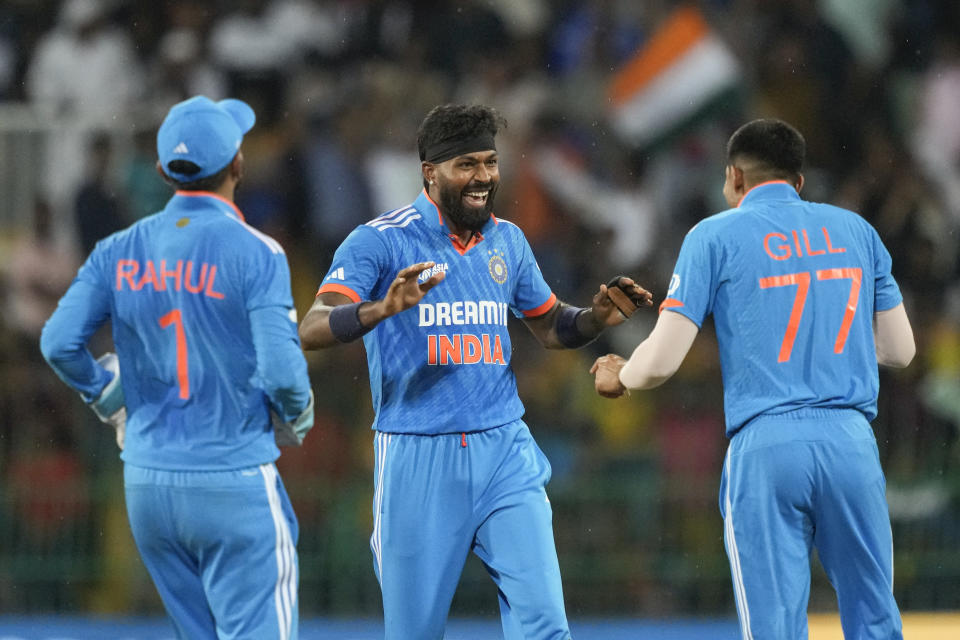 India's Hardik Pandya celebrates the wicket of Pakistan's Babar Azam with teammates during the Asia Cup cricket match between India and Pakistan in Colombo, Sri Lanka on Monday, Sept.11, 2023. (AP Photo/Eranga Jayawardena)