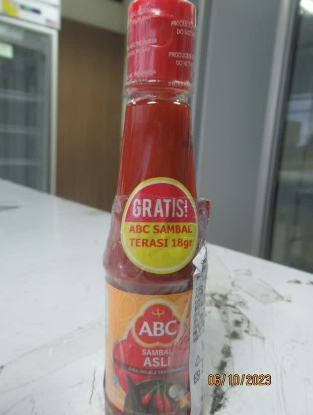 在印尼有「國民辣醬」之稱的ABC特辣辣椒醬，再度被發現漂白劑二氧化硫超標（圖／食藥署提供）