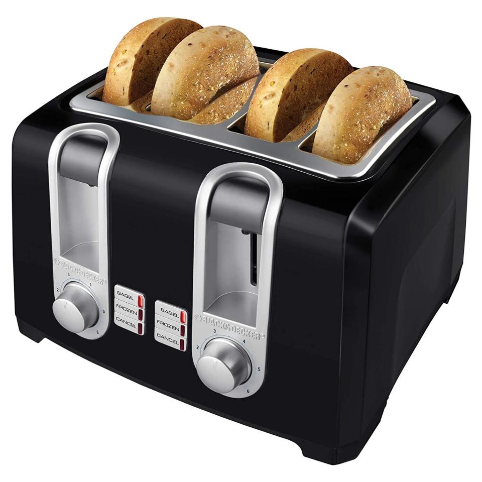 BLACK+DECKER T4569B 4-Slice Toaster