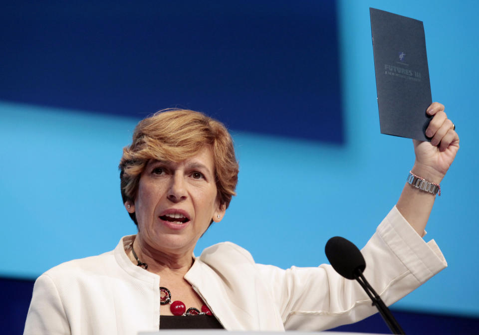 Randi Weingarten, president of the American Federation of Teachers (AFT), addresses the audience of public school teachers during the AFT convention in Detroit, Michigan, July 28, 2012.  REUTERS/Rebecca Cook/File Photo