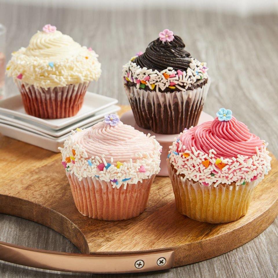 Bake Me A Wish! Jumbo Mother's Day Cupcakes