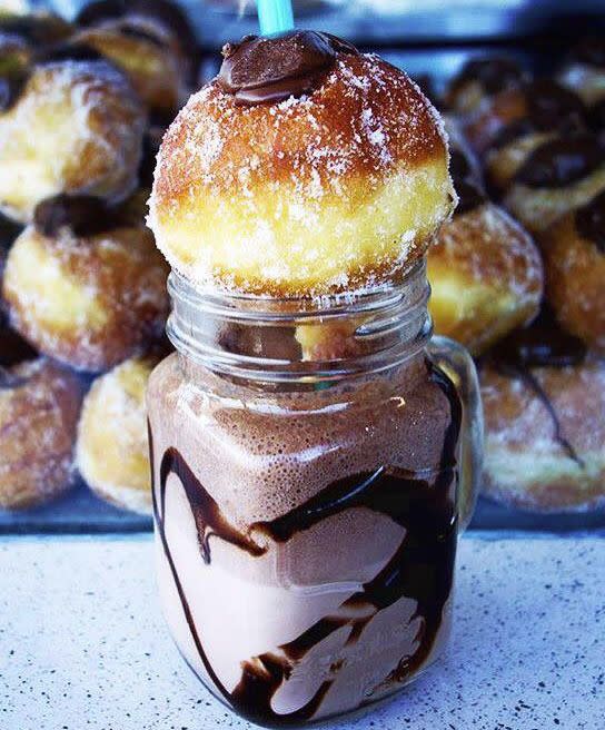 A Nutella dessert bar is set to open in Sydney.