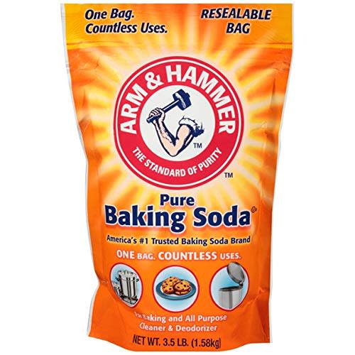 Arm & Hammer Pure Baking Soda (Amazon / Amazon)