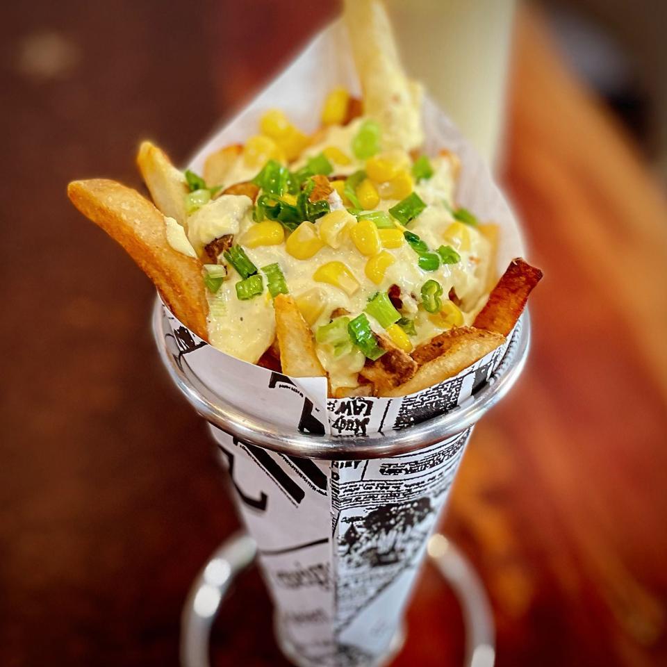 One of the most commonly eaten snacks in the Netherlands is French fries. And you’ll soon be able to snag some of your own Dutch-style fries at a new drive-thru restaurant near Winter Park.