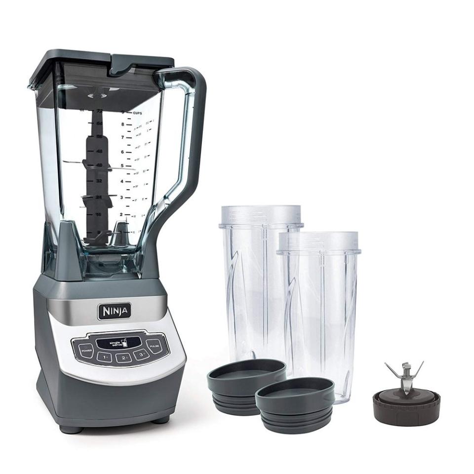 Ninja Professional Countertop Blender