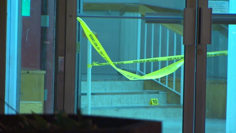 Homicide detectives investigate after woman, 50, found dead in Mississauga