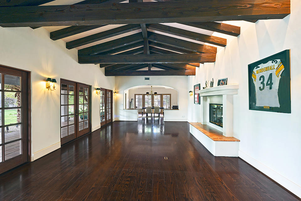 Former Richard Pryor Estate - Northridge - California - Interior - Wood Beams