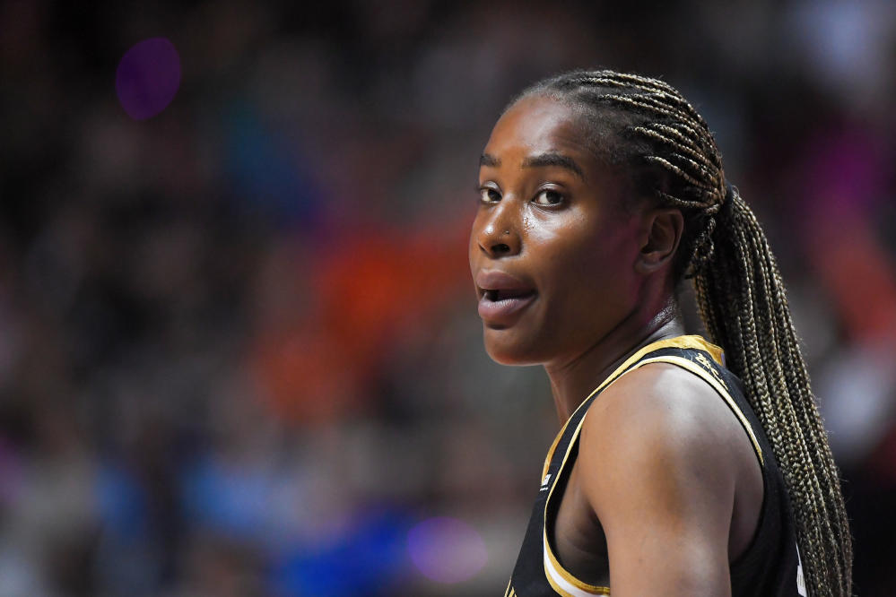 It's unlikely the WNBA trade deadline will be active. Why that should  change and how to fix it